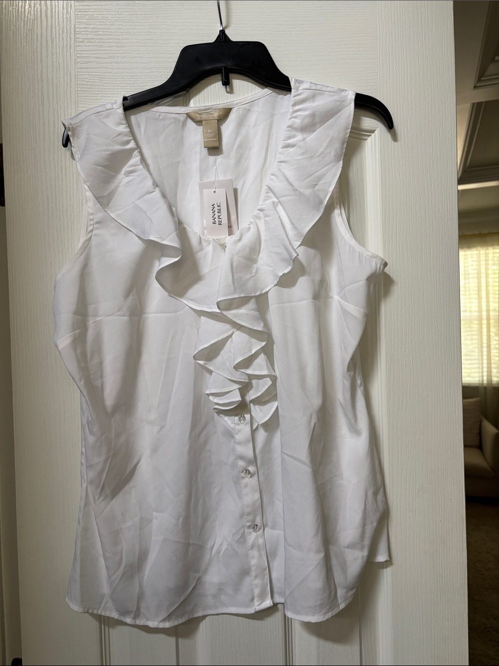 Banana Republic White Ruffle Sleeveless Button Blouse